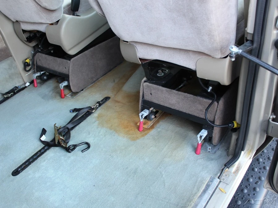 2006 Ford Econoline Van - Image 21 of 24
