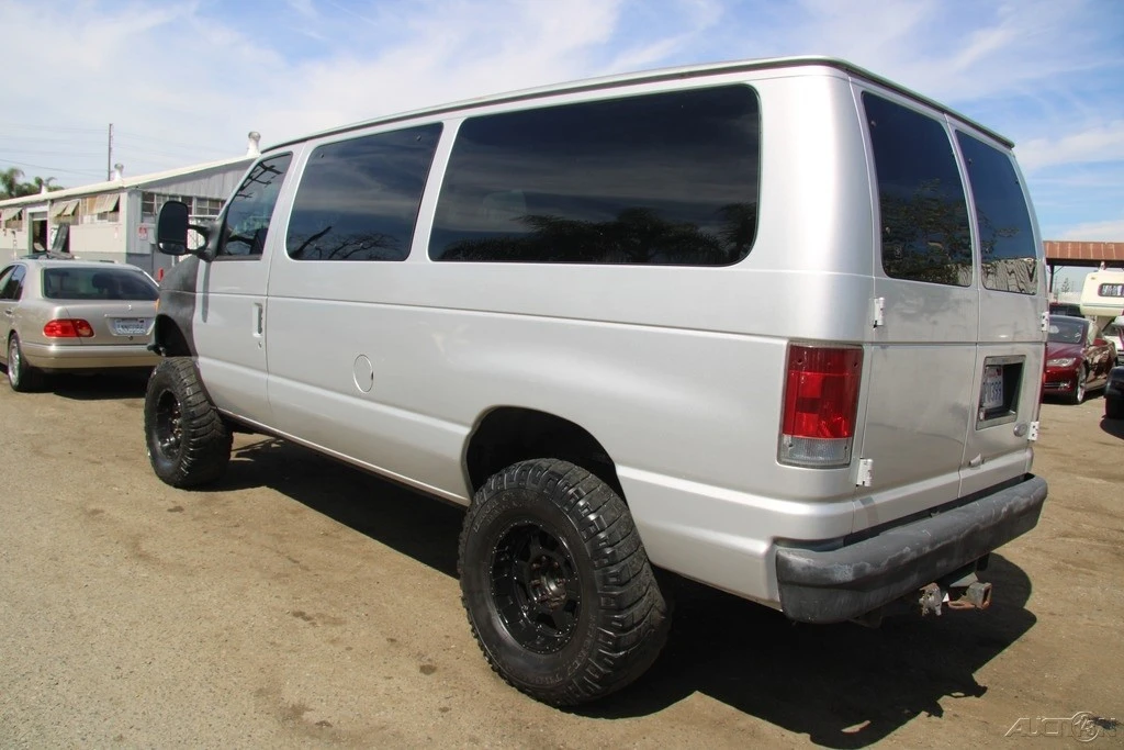 2006 Ford Econoline Van - Image 5 of 21