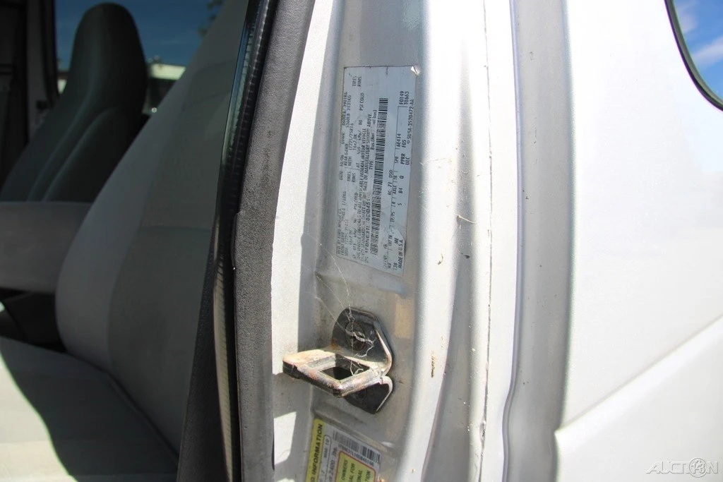 2006 Ford Econoline Van - Image 12 of 21