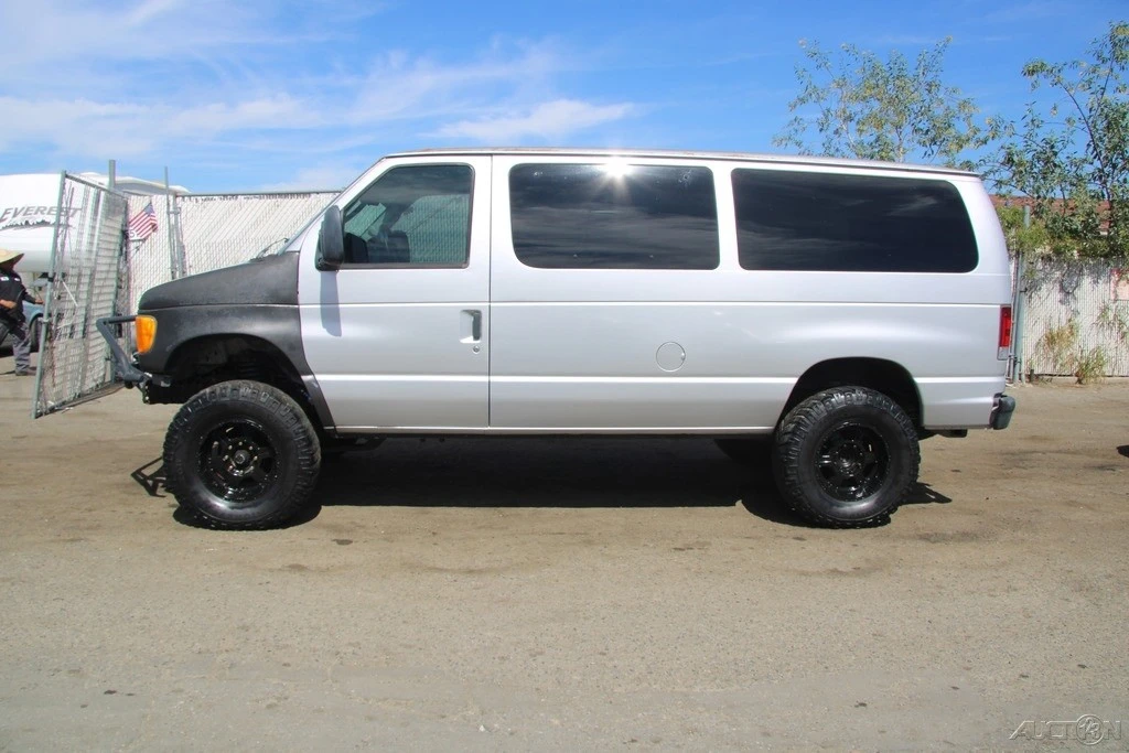 2006 Ford Econoline Van - Image 3 of 21