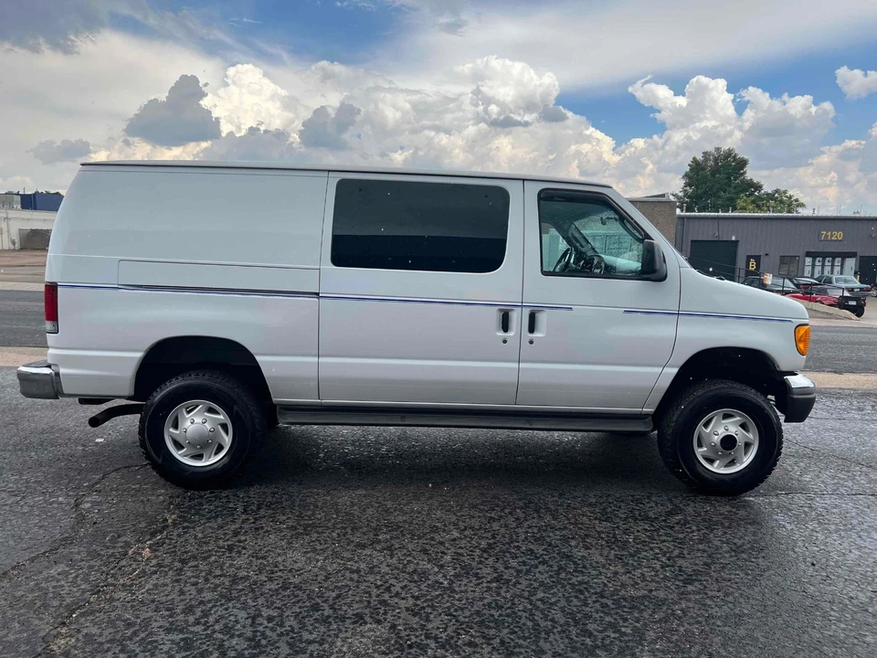 2006 Ford Econoline Van - Image 6 of 21