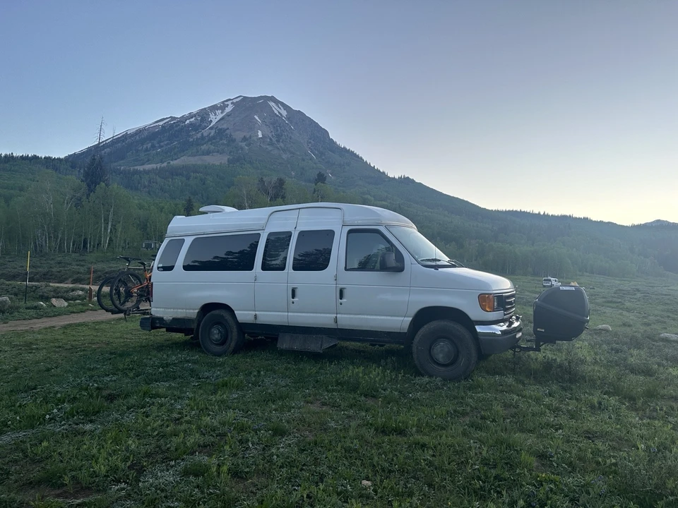 2006 Ford Econoline Van - Image 2 of 18