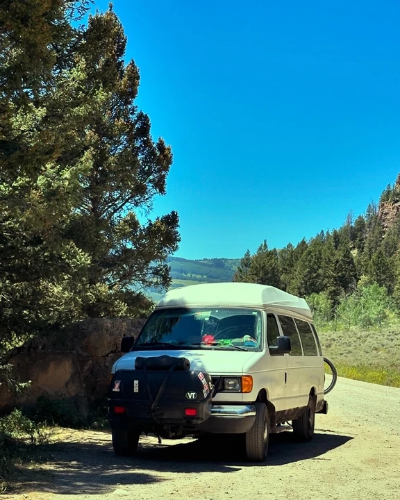 2006 Ford Econoline Van - Image 14 of 18