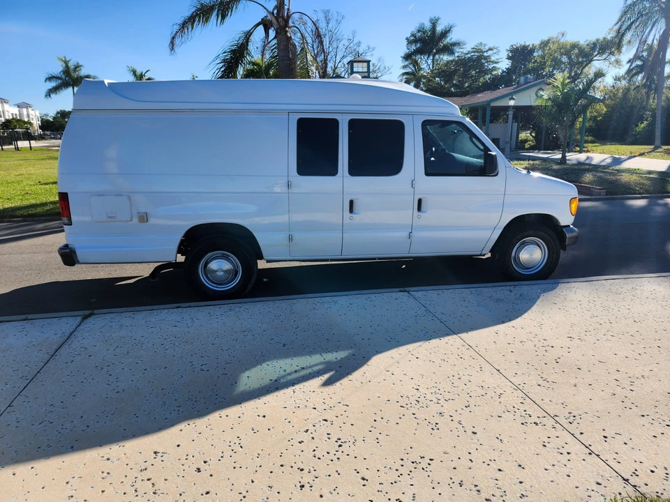 2006 Ford Econoline Van - Image 6 of 19