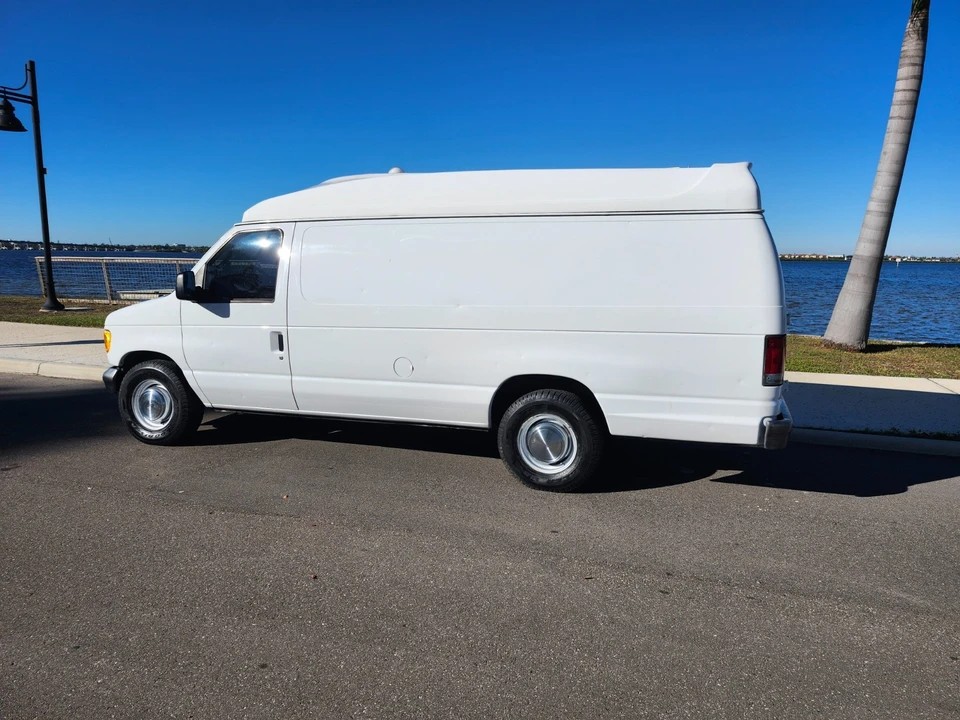 2006 Ford Econoline Van - Image 5 of 19