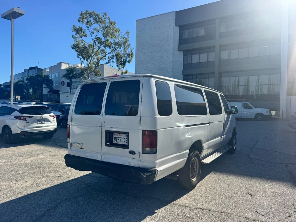 2006 Ford Econoline Van - Image 3 of 15