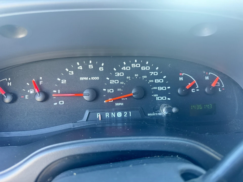 2006 Ford Econoline Van - Image 9 of 15