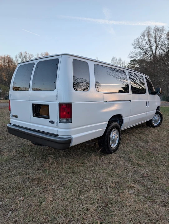 2006 Ford Econoline Van - Image 5 of 18