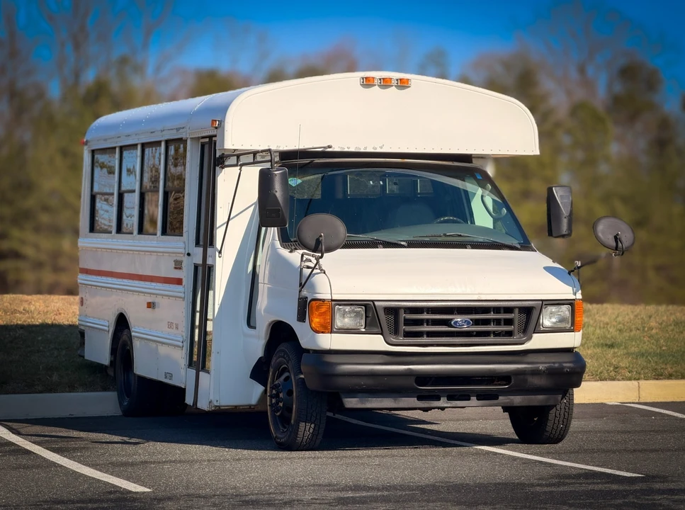 2006 Ford Econoline Van - Image 5 of 21