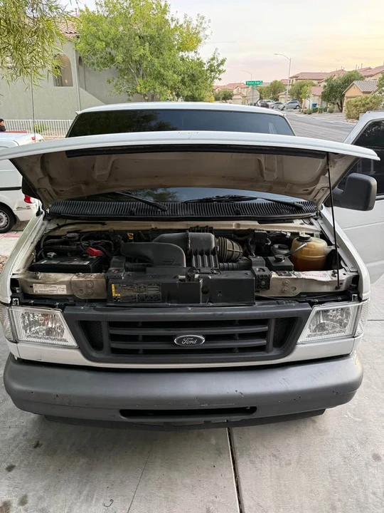 2006 Ford Econoline Van - Image 8 of 9