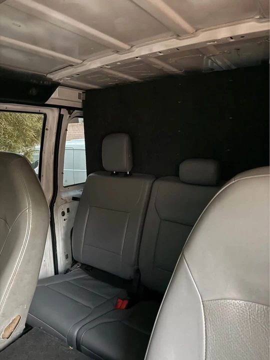 2006 Ford Econoline Van - Image 7 of 9