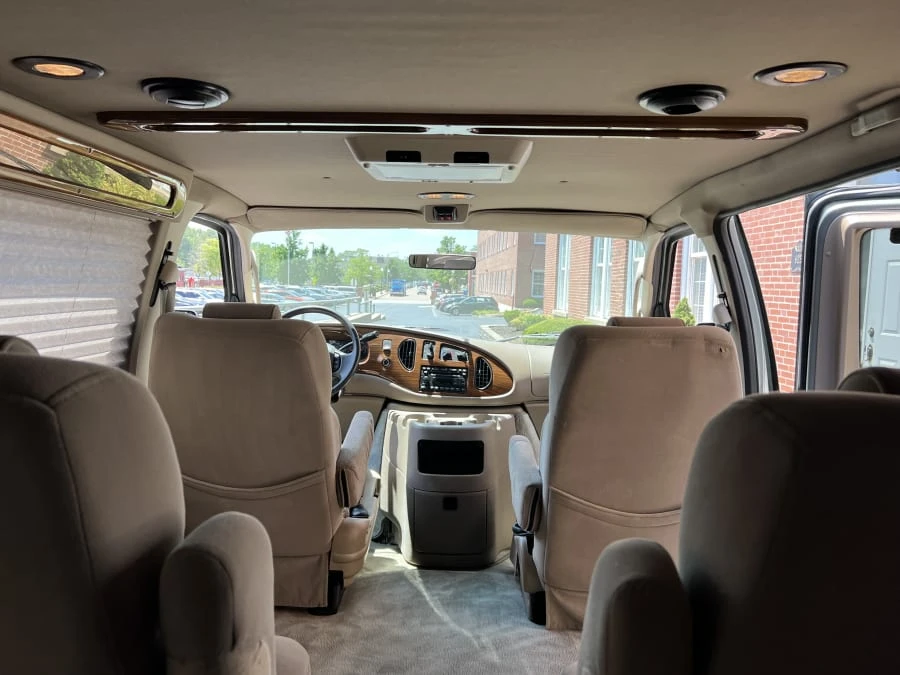 2006 Ford Econoline Van - Image 8 of 9