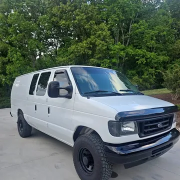 2006 Ford E250 Cargo Commercial Extended Van 3D