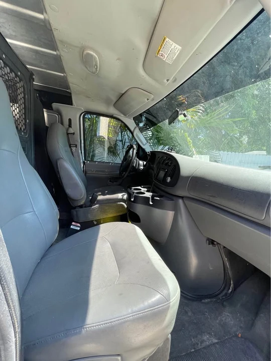 2006 Ford Econoline Van - Image 4 of 9
