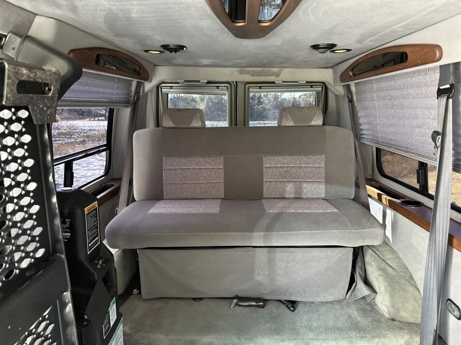2006 Ford Econoline Van - Image 26 of 31