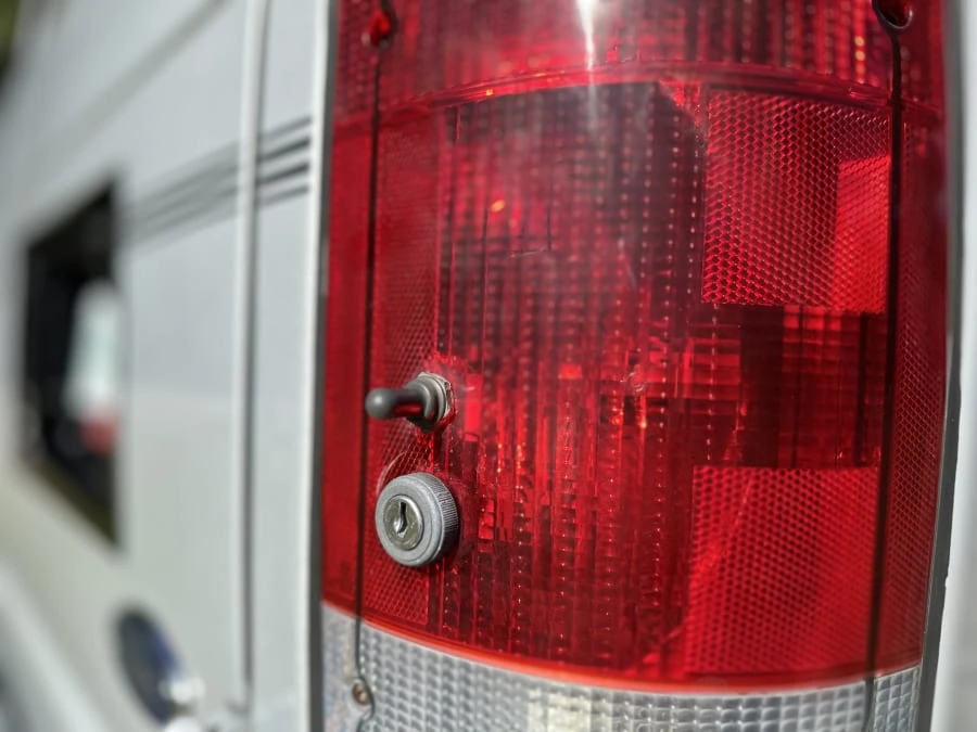 2006 Ford Econoline Van - Image 8 of 31