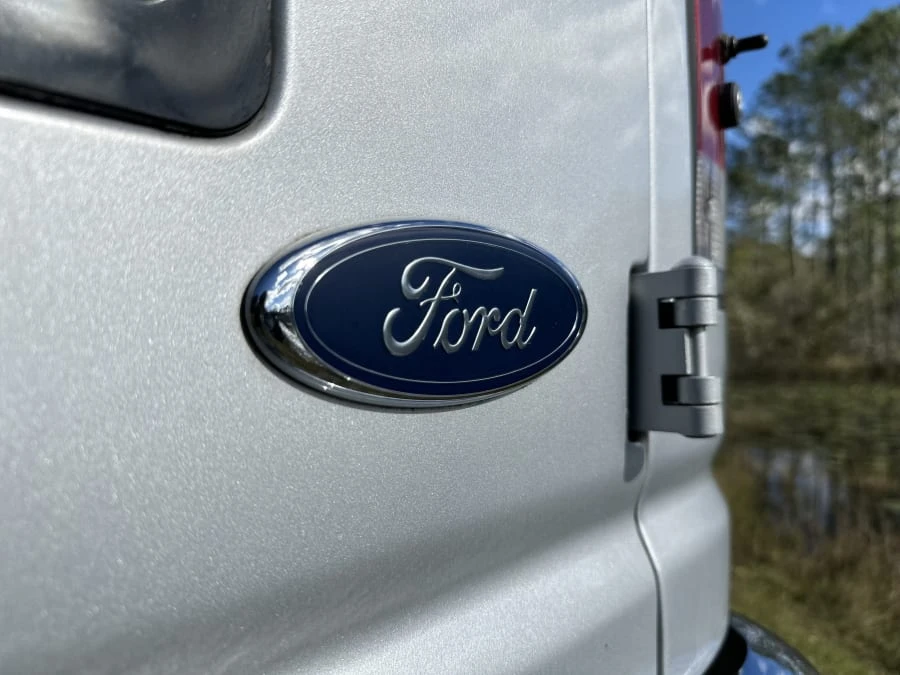 2006 Ford Econoline Van - Image 11 of 31
