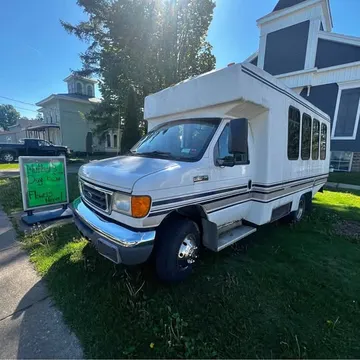 2006 Ford E350
