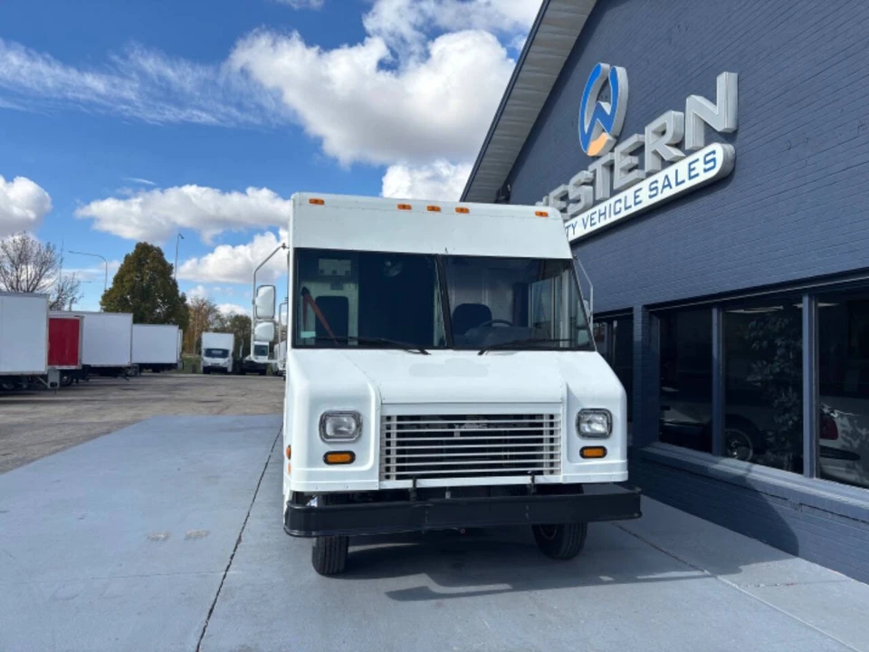 2006 Ford Econoline Van - Image 6 of 12