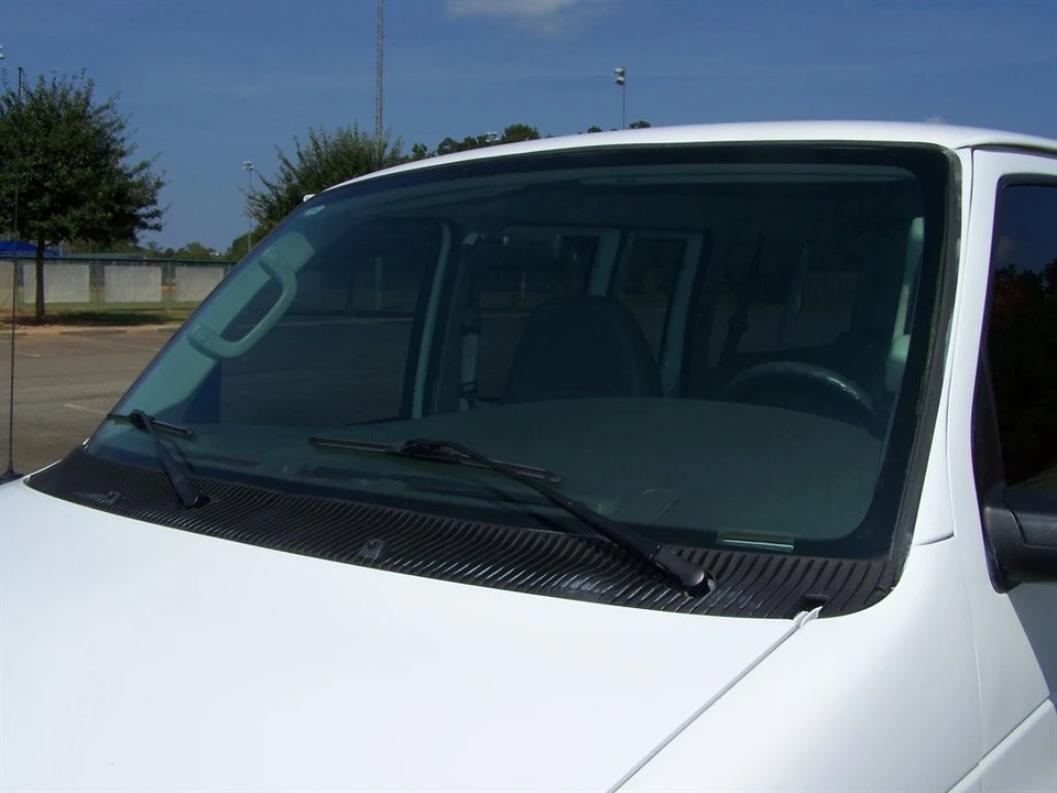 2006 Ford Econoline Van - Image 13 of 31