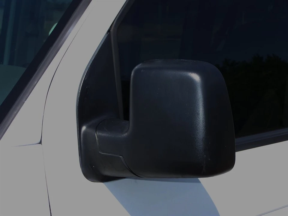 2006 Ford Econoline Van - Image 17 of 31