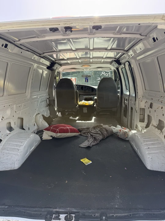 2006 Ford Econoline Van - Image 5 of 5