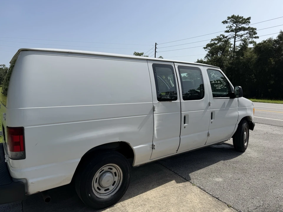2006 Ford Econoline Van - Image 4 of 5