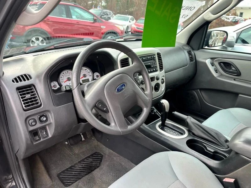 2006 Ford Escape - Image 8 of 12