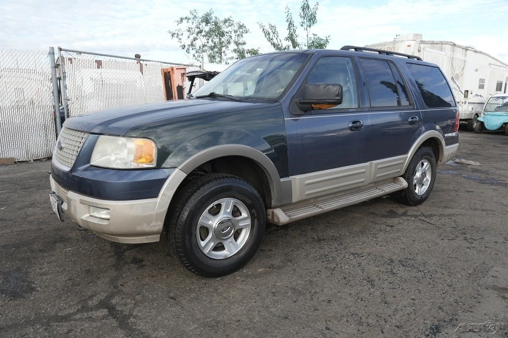 2006 Ford Expedition 2nd Gen - Image 2 of 21