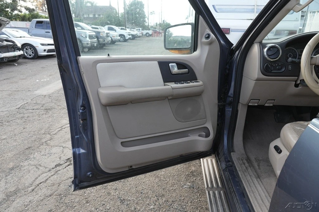 2006 Ford Expedition 2nd Gen - Image 17 of 21