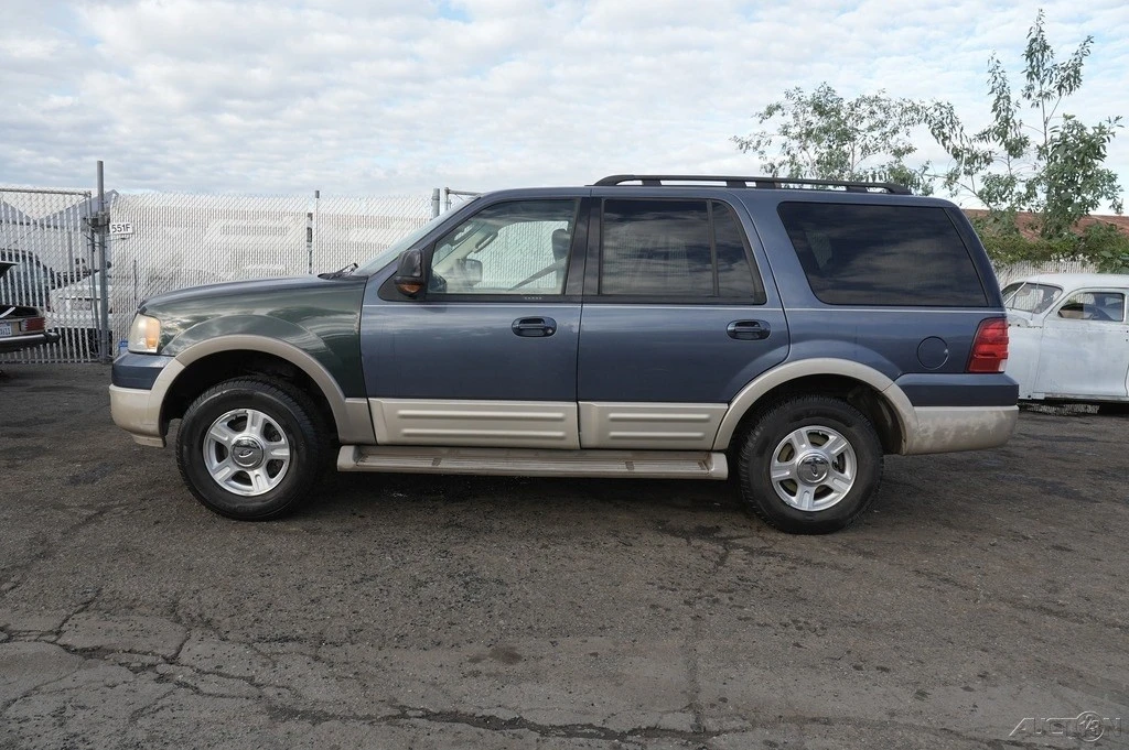 2006 Ford Expedition 2nd Gen - Image 3 of 21