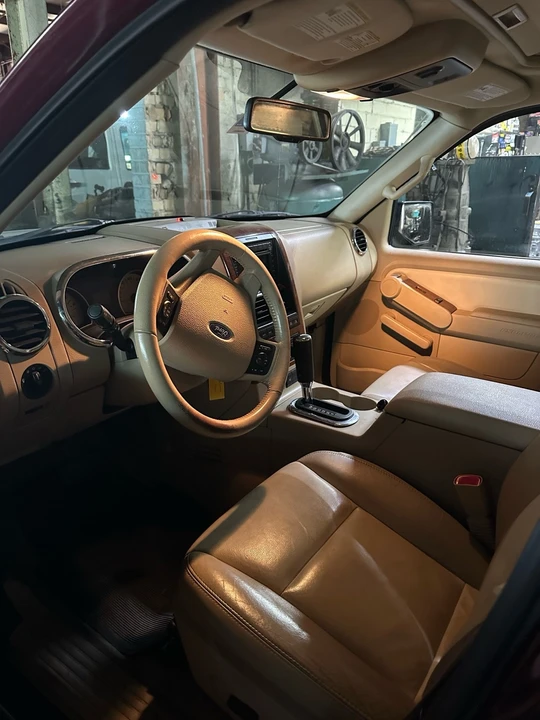 2006 Ford Explorer 4th Gen - Image 8 of 12