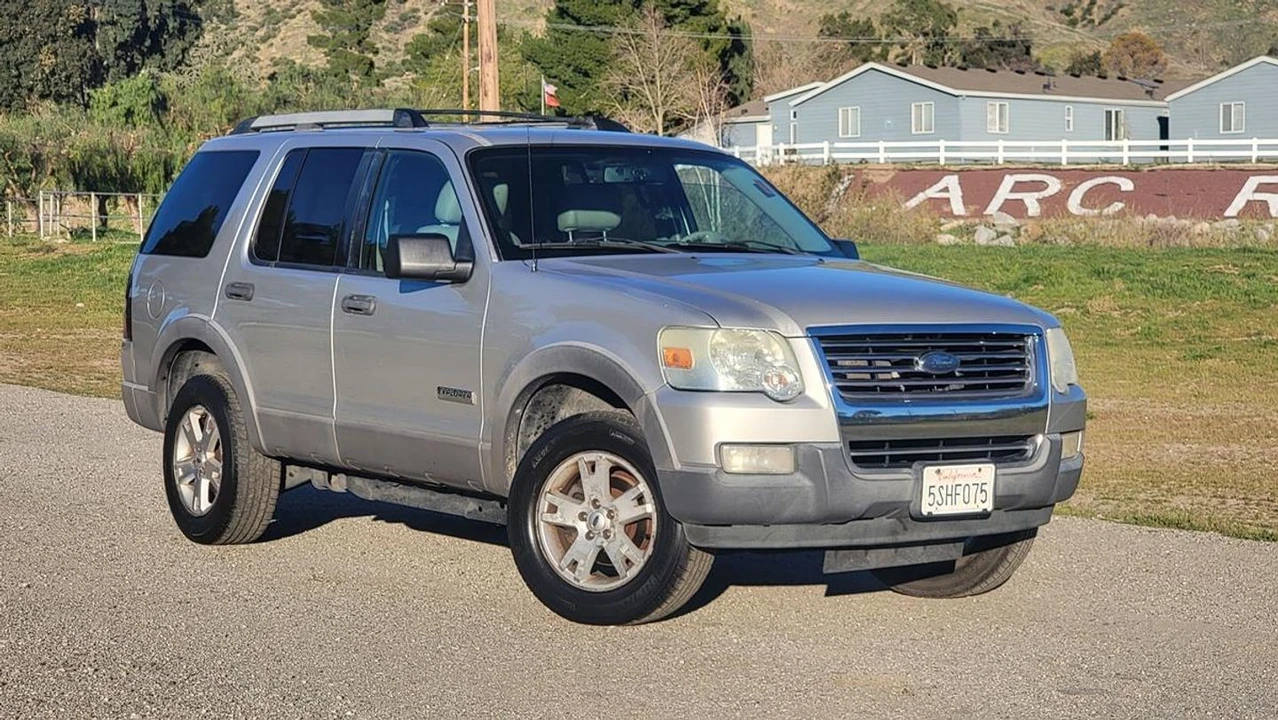 2006 Ford Explorer 4th Gen - Image 4 of 31