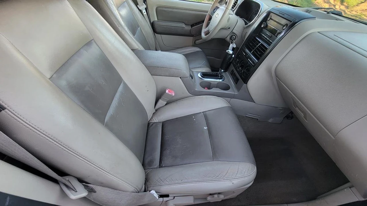 2006 Ford Explorer 4th Gen - Image 15 of 31