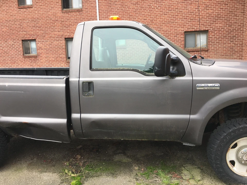 2006 Ford Super Duty 1st Gen - Image 2 of 20