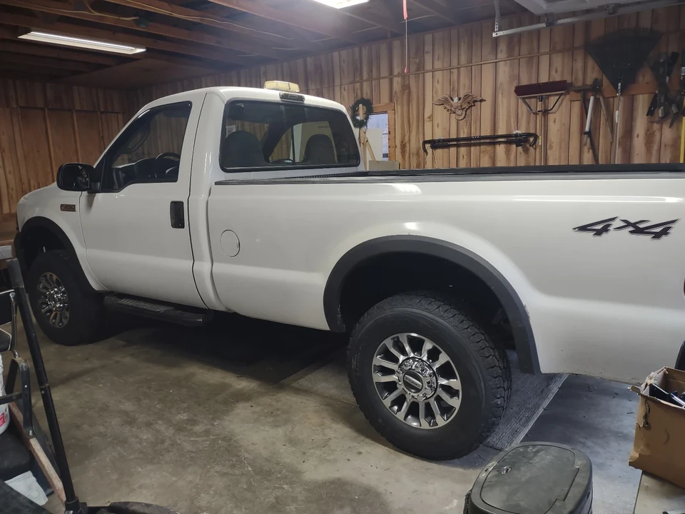 2006 Ford Super Duty 2nd Gen - Image 2 of 21