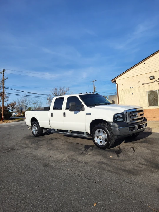 2006 Ford Super Duty 1st Gen - Image 2 of 10
