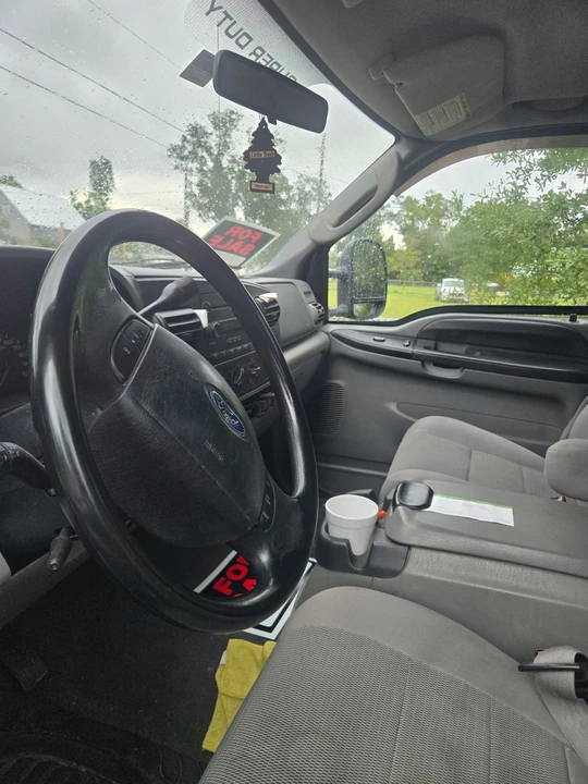 2006 Ford Super Duty 2nd Gen - Image 2 of 17