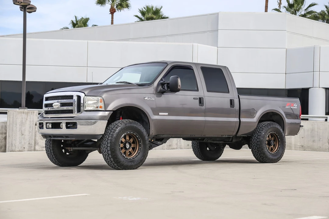 2006 Ford Super Duty 1st Gen - Image 2 of 31