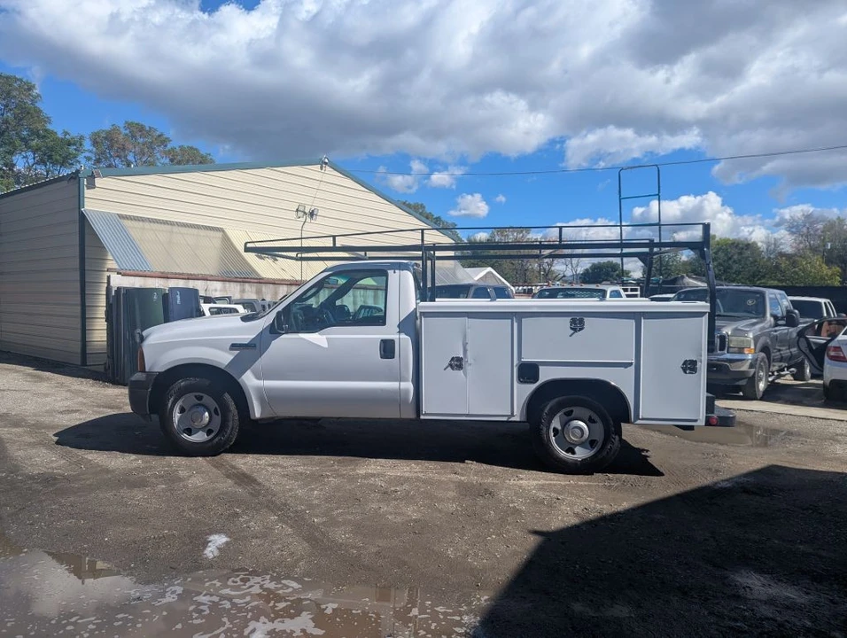 2006 Ford Super Duty 1st Gen - Image 2 of 14