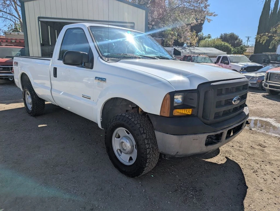 2006 Ford Super Duty 1st Gen - Image 10 of 15