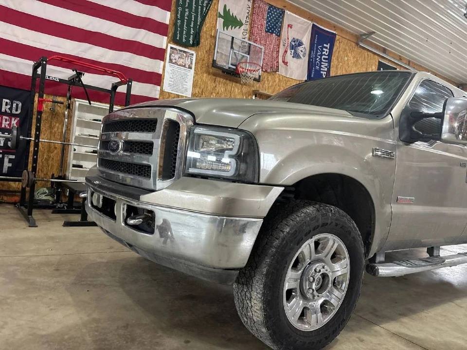 2006 Ford Super Duty 1st Gen - Image 2 of 21