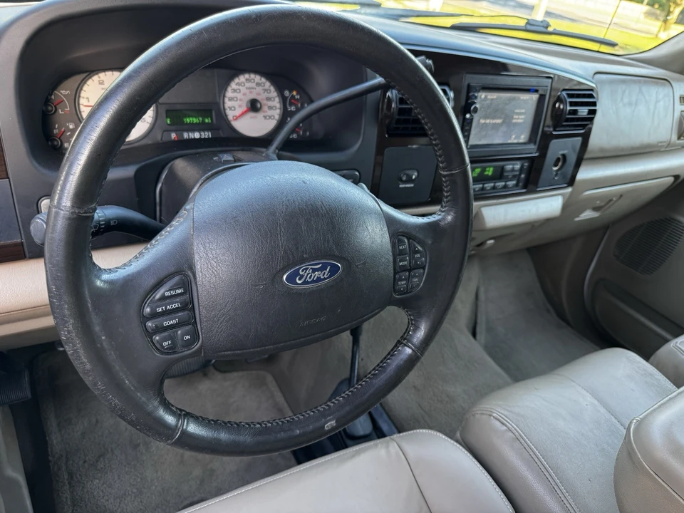 2006 Ford - Image 13 of 31