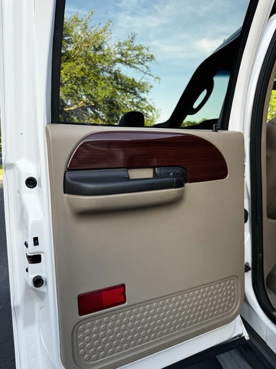 2006 Ford Super Duty 1st Gen - Image 17 of 24