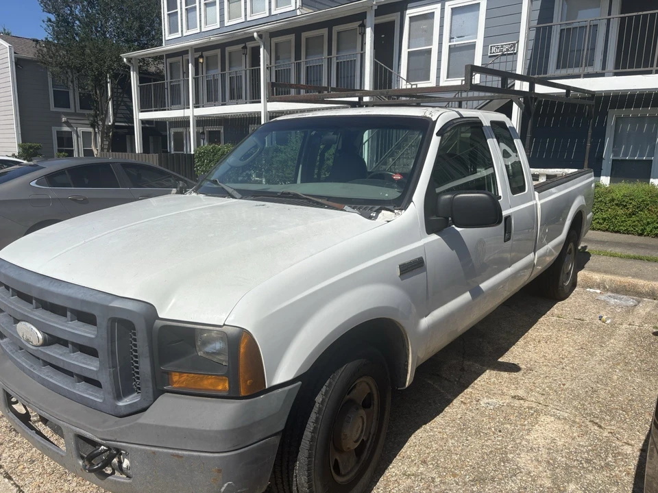 2006 Ford Super Duty 1st Gen - Image 2 of 15