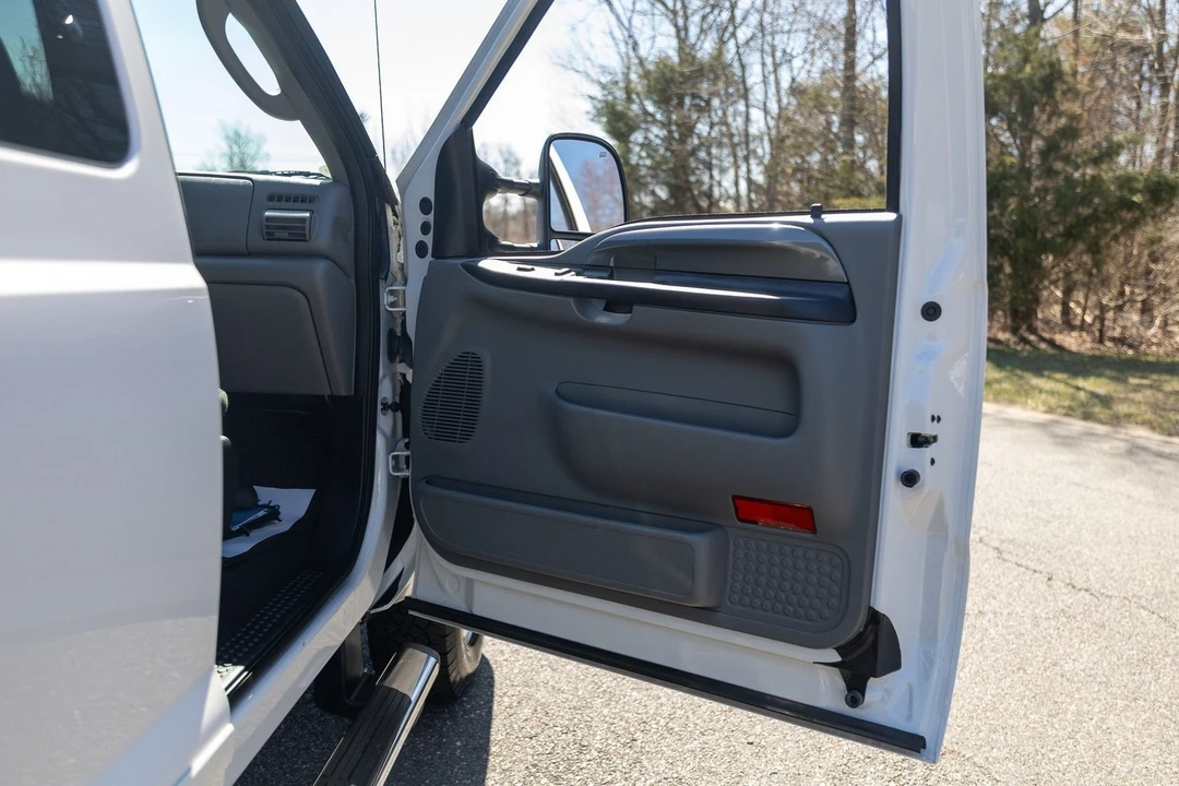 2006 Ford Super Duty 1st Gen - Image 21 of 31