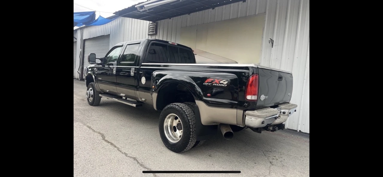 2006 Ford Super Duty 1st Gen - Image 2 of 21