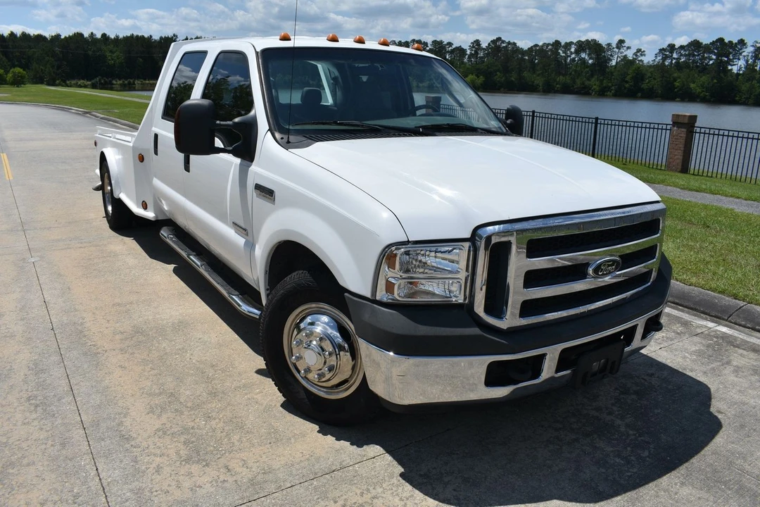 2006 Ford Super Duty 1st Gen - Image 2 of 21