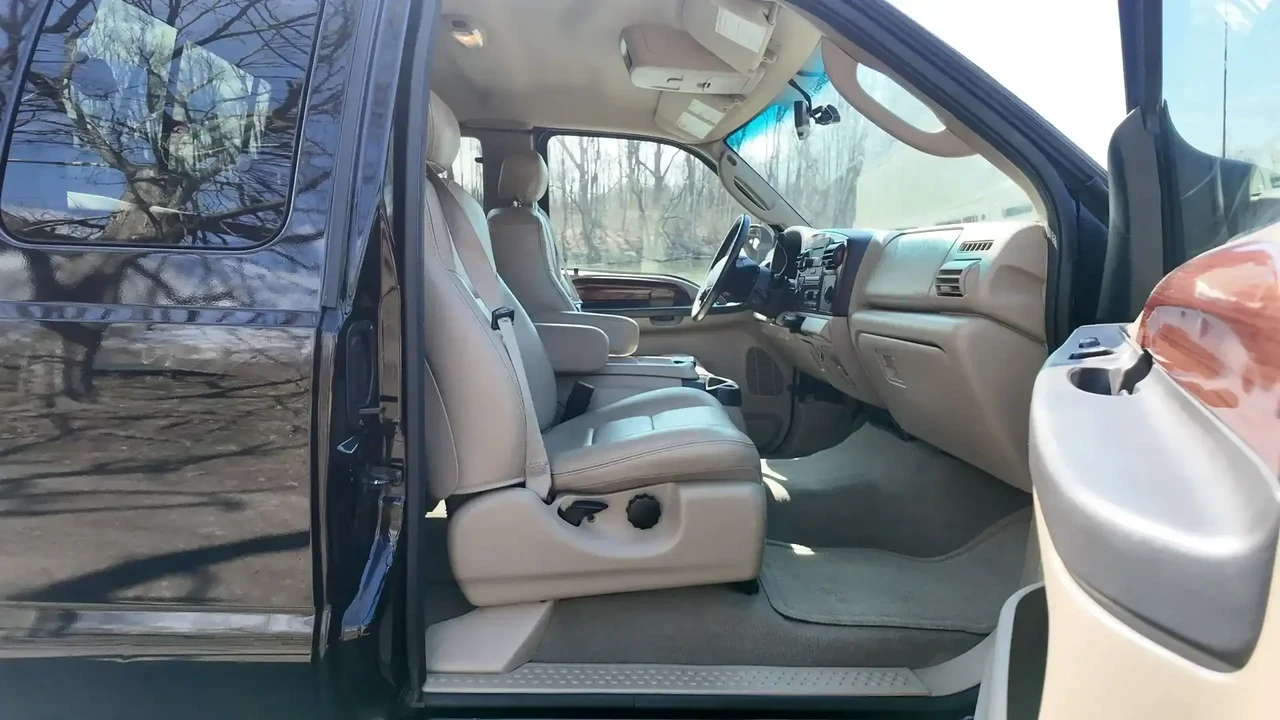 2006 Ford Super Duty 1st Gen - Image 22 of 25