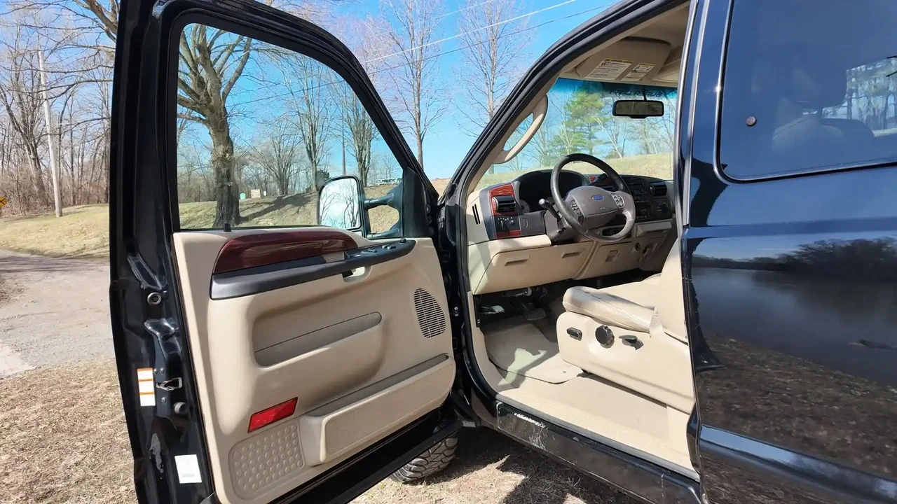 2006 Ford Super Duty 1st Gen - Image 17 of 25